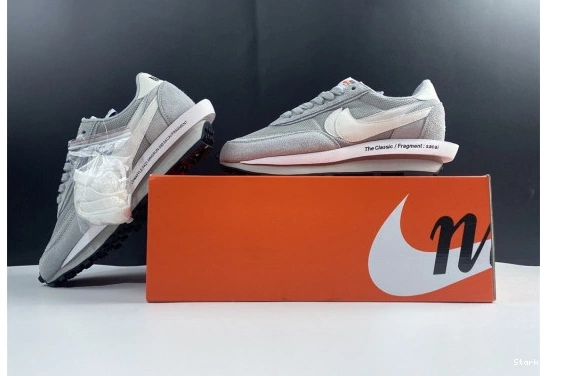 LD Fragment Grey Waffle DH2684-001 Nike sacai SF 0904